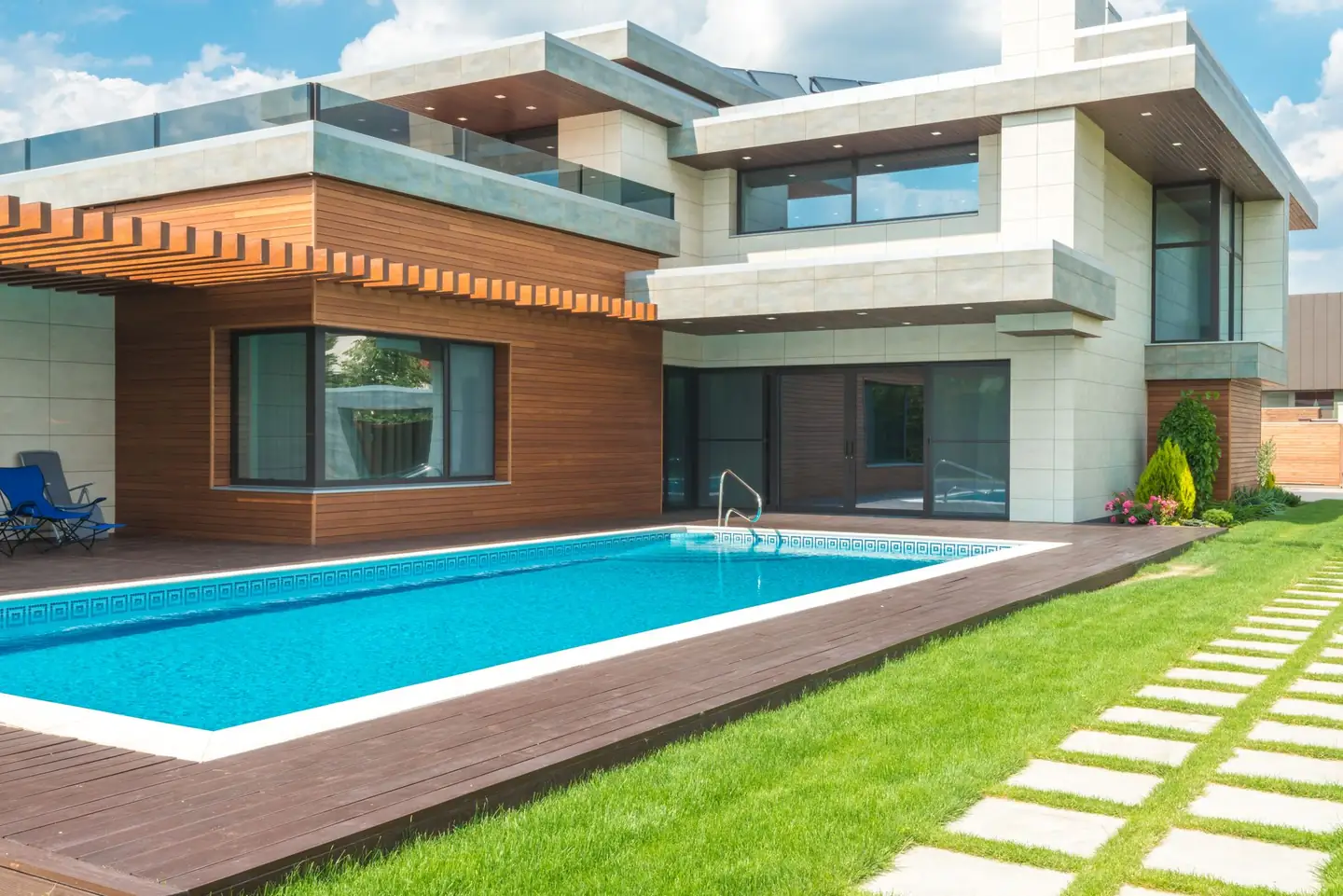 Swimming pool built in Thirldene, NSW